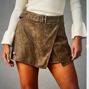 Vici leather skort